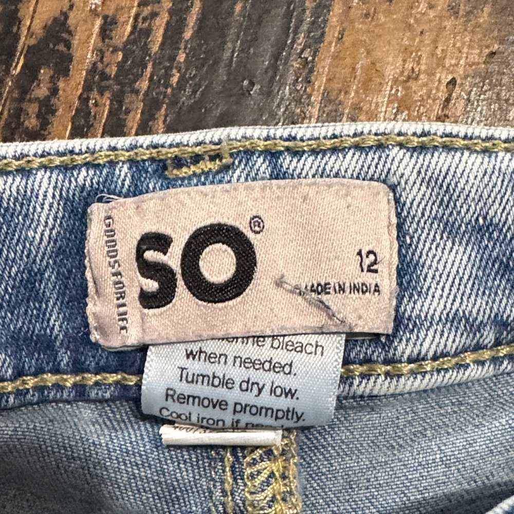 SO Light Wash Kids Ripped Jeans - Picture 4 of 4